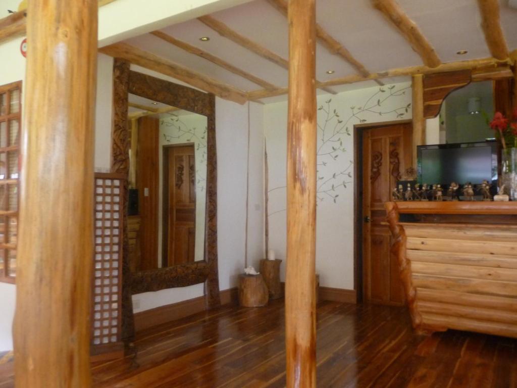Palo Alto Bed & Breakfast Puerto Princesa Екстериор снимка